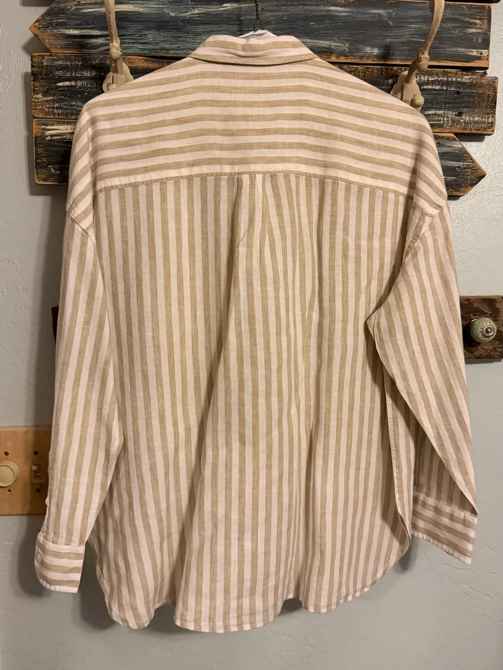 Faherty Beige and White Vertical-Stripe Button Down Shirt - Picture 2 of 3